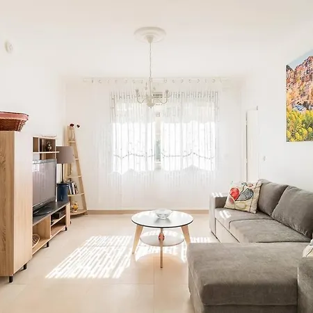 Dolce Vita, T4 Avec Clim, Pkg Apartment